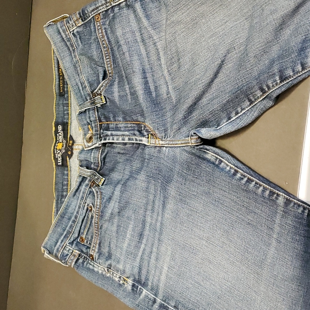 Lucky Brand Sweet N Straight Jeans size 6/28